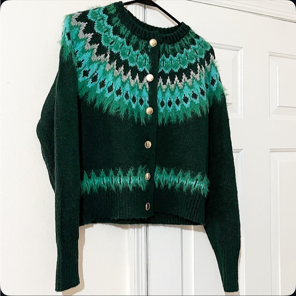 Green Patterned Women's Sweater - Picture 4 of 15